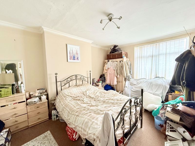 Bedroom- click for photo gallery